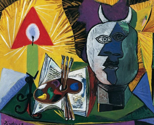 Naturaleza muerta con paleta vela y cabeza de minotauro